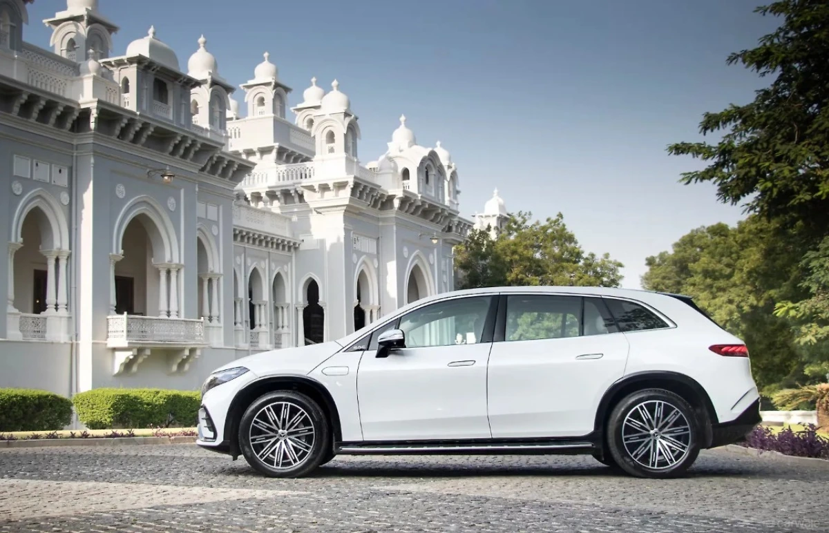 EQS electric SUV Maintenance Cost
